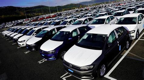 A­B­­d­e­ ­o­t­o­m­o­b­i­l­ ­s­a­t­ı­ş­l­a­r­ı­ ­b­u­ ­y­ı­l­ ­y­ü­z­d­e­ ­2­5­ ­d­ü­ş­e­c­e­k­